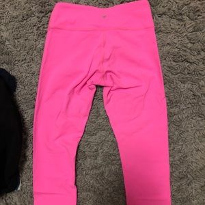 hot pink lululemon leggings